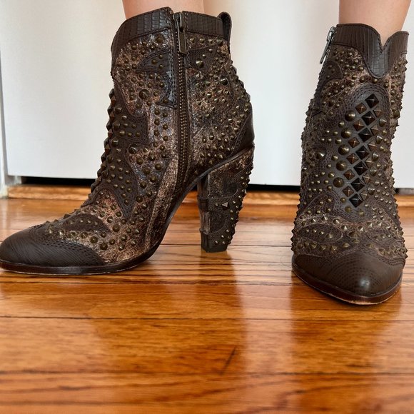 Frye Boots - Picture 2 of 8